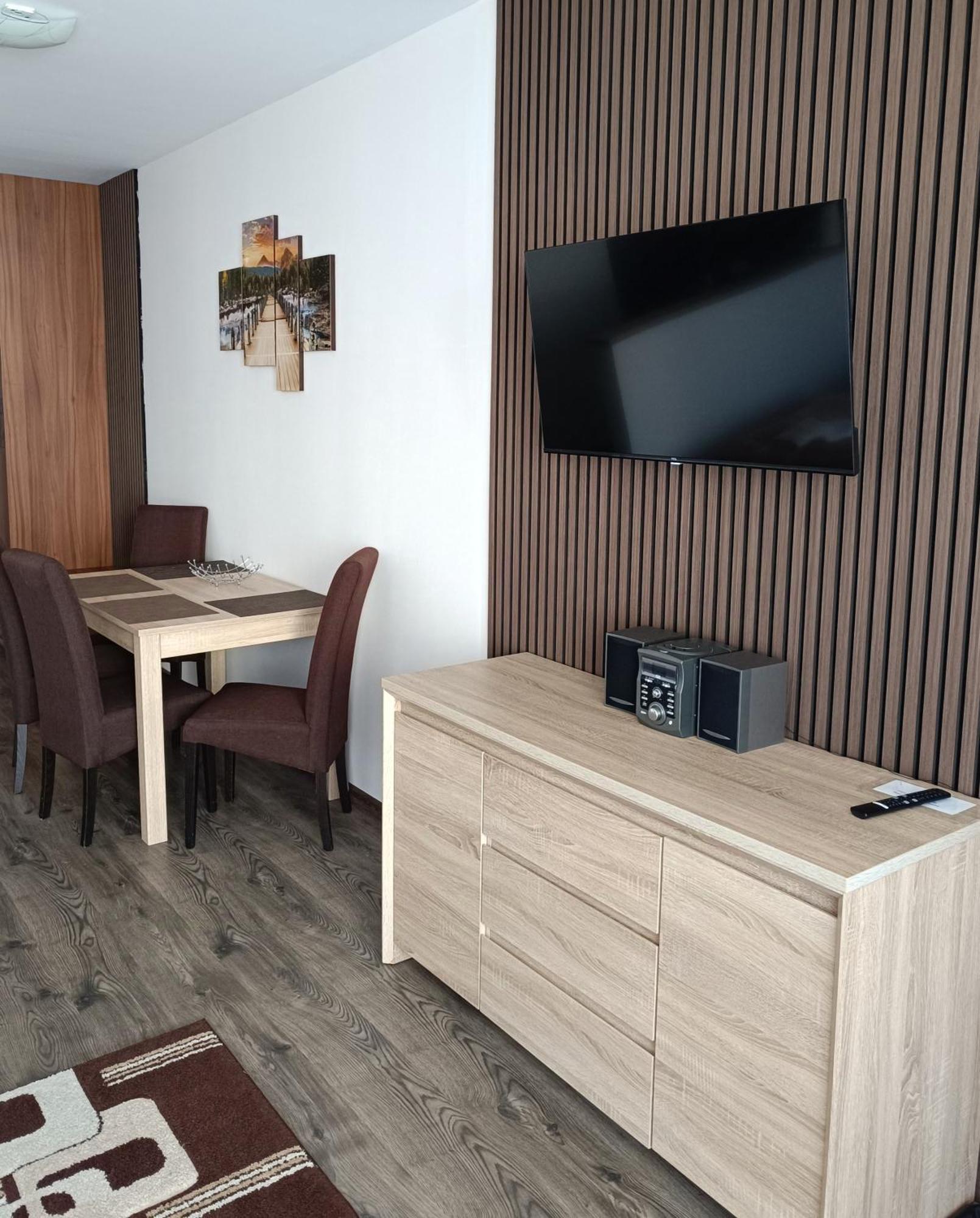 Apartman Lucka A202 Vysoke Tatry Bagian luar foto